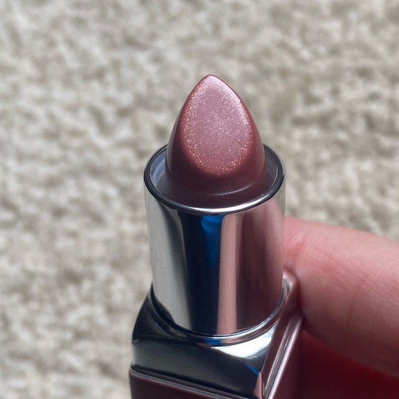 Clinique Lip Pop colour and primer - 02 Bare Pop - New😍 - Picture 2 of 3